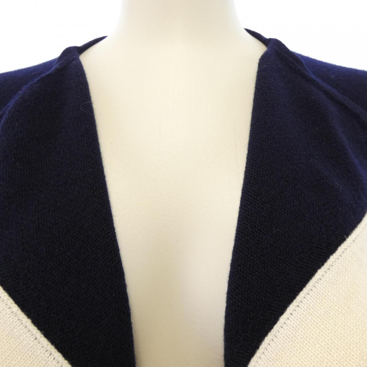 Chanel Long Cardigan Navy — view 6