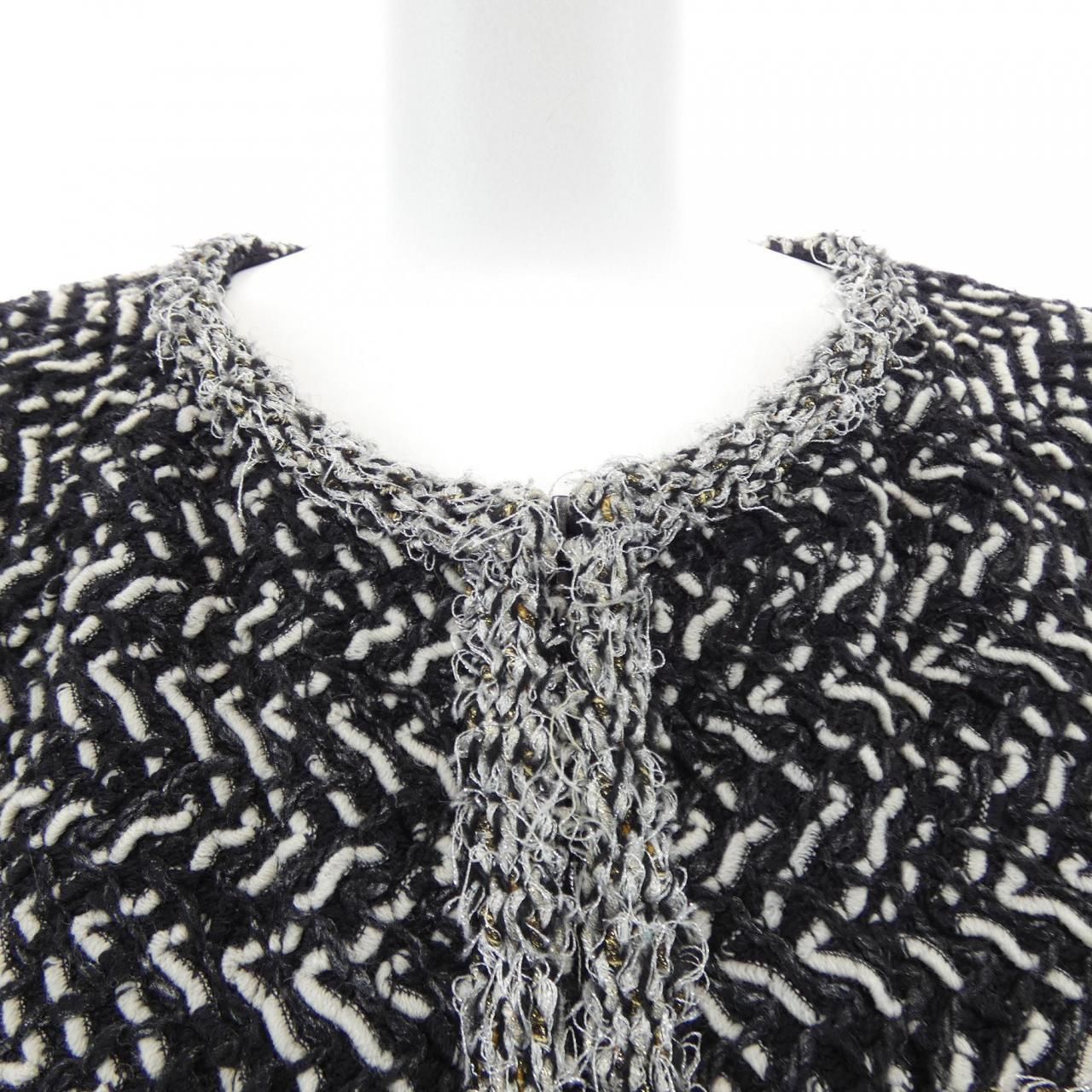 Chanel Collarless Jacket Black — view 5