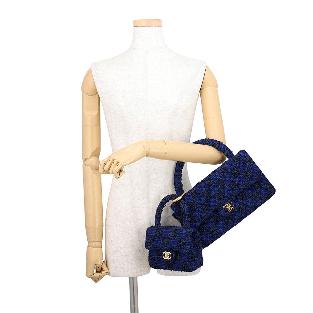Chanel Handbag CC Logo Quilted Parent and Childbag Tweed — view 4