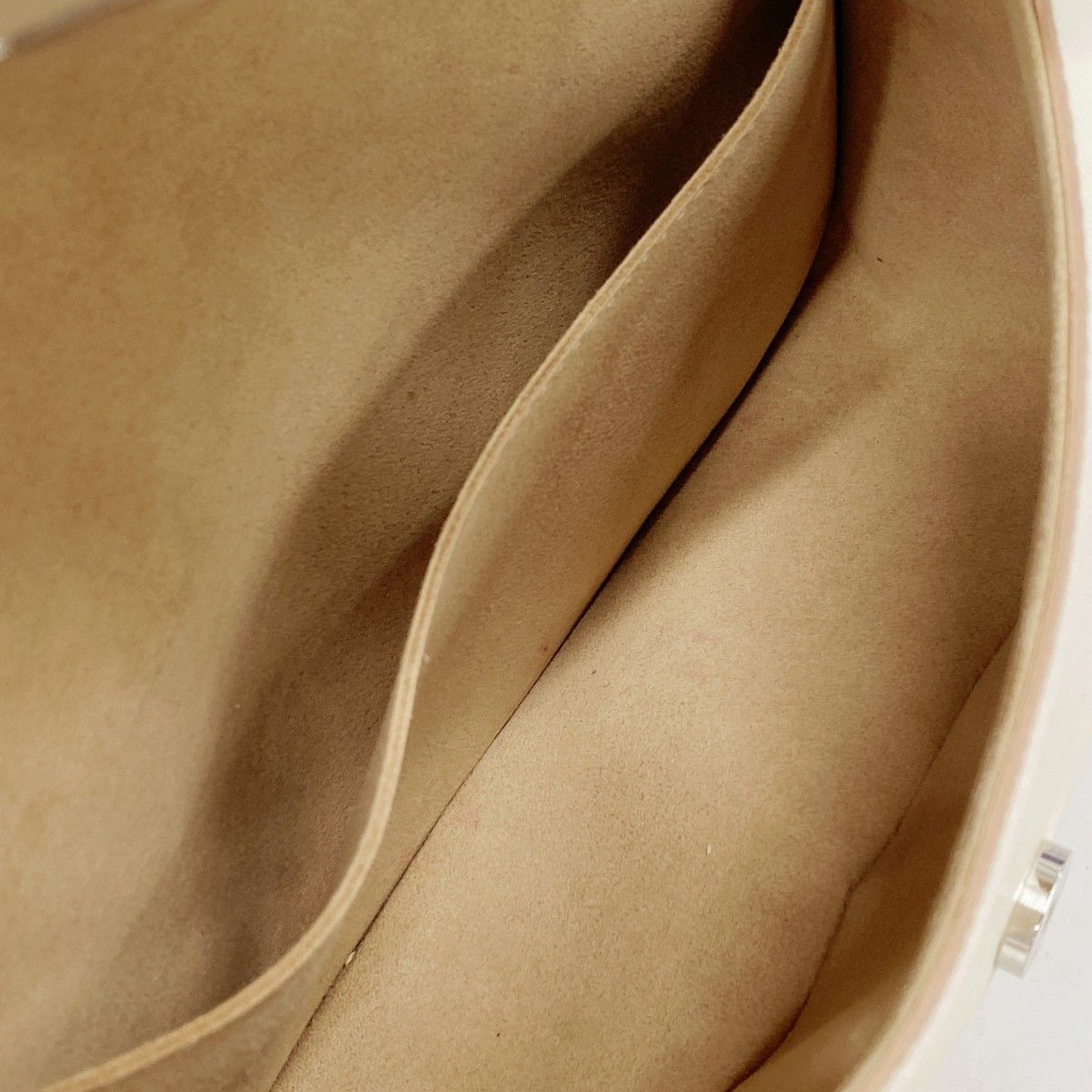 Louis Vuitton Shoulder Bag Epi Buci White — view 4