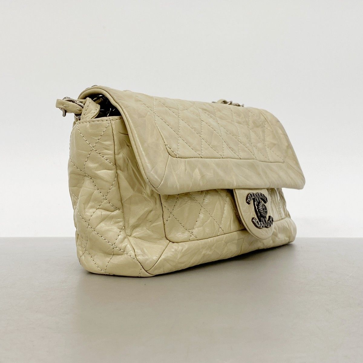 Chanel Shoulder Bag Quilted Calfskin Beige Silver — view 2