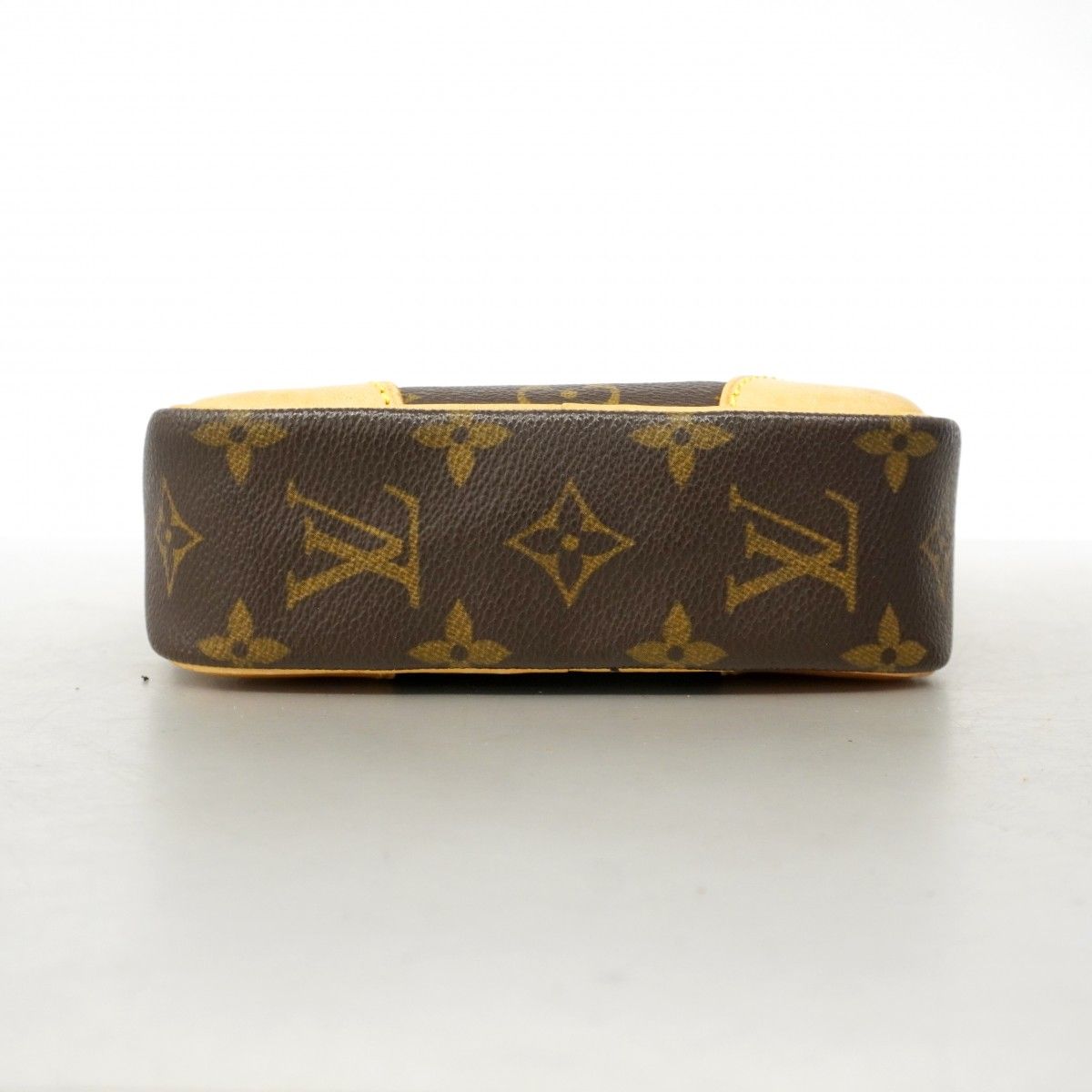 Louis Vuitton Shoulder Bag Monogram Danube Brown — view 3