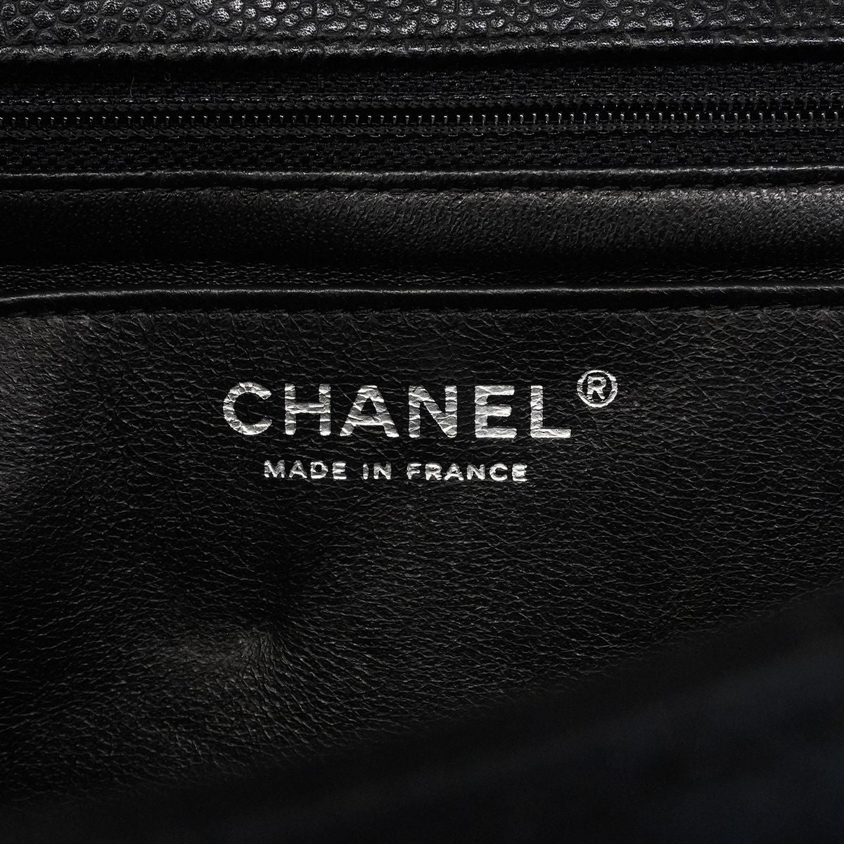 Chanel Shoulder Bag Maxi Quilted Caviar Leather Black Silver — view 5