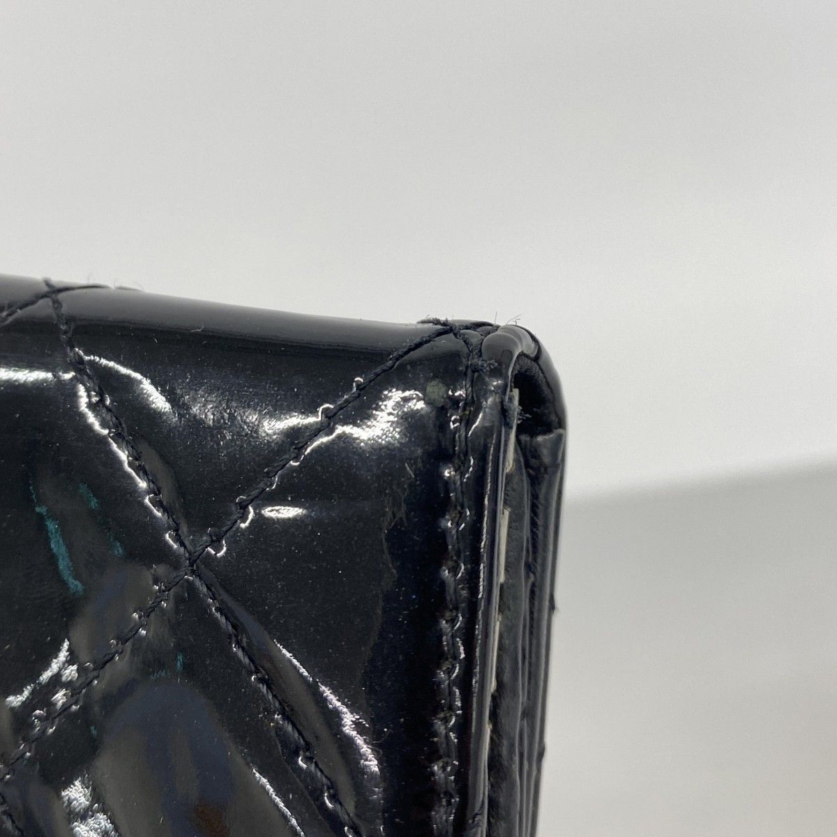 Chanel Key Case Patent Leather Black Silver Key Holder — view 5