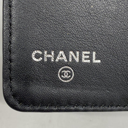 Chanel Key Case Patent Leather Black Silver Key Holder — view 4
