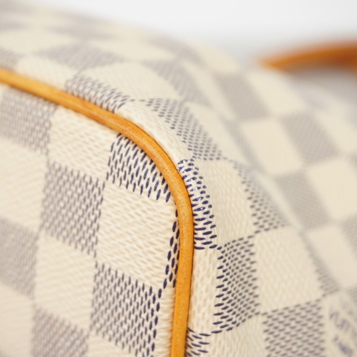 Louis Vuitton Tote Damier Azur Saleya PM White — view 6