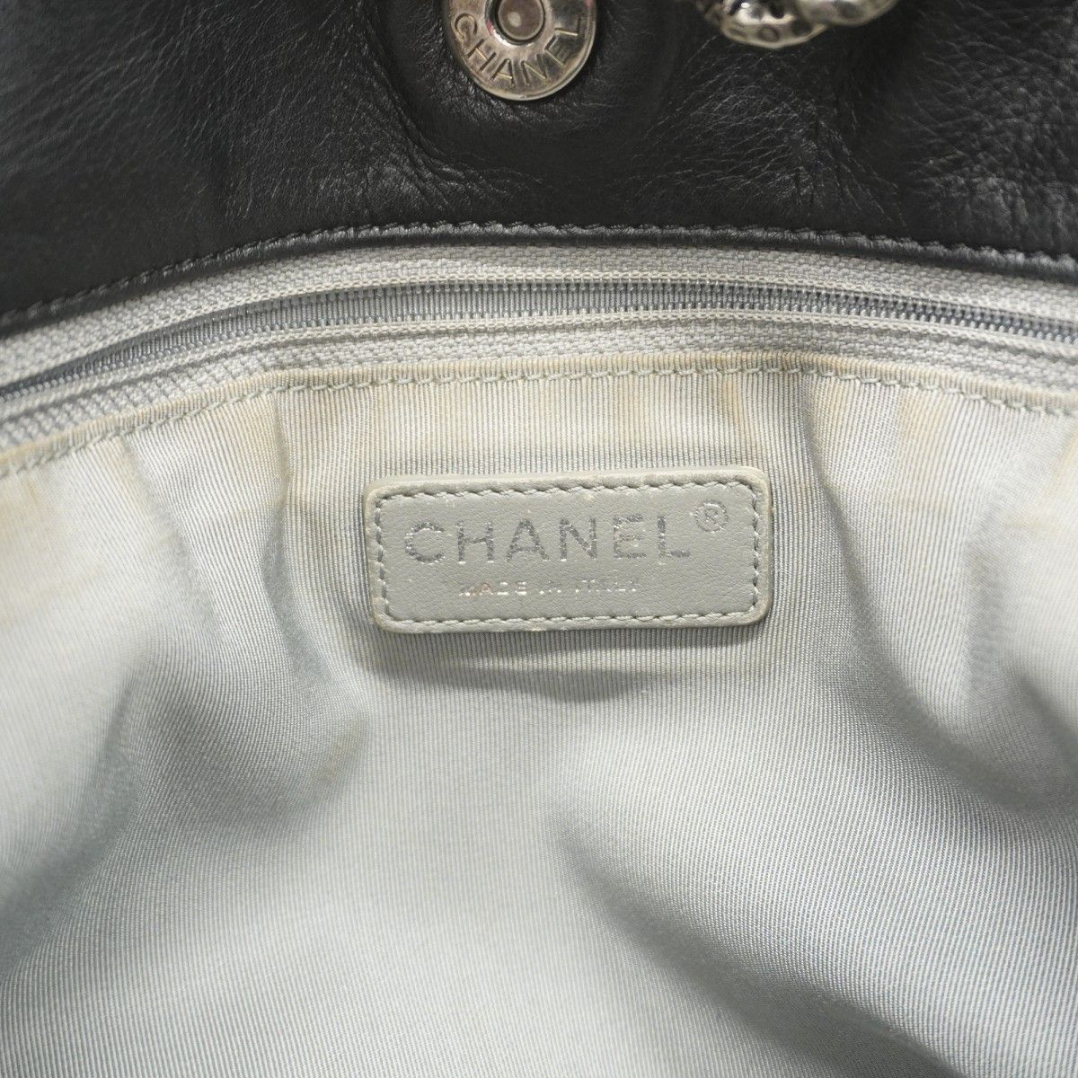 Chanel Tote Quilted Lambskin Black Silver — view 5