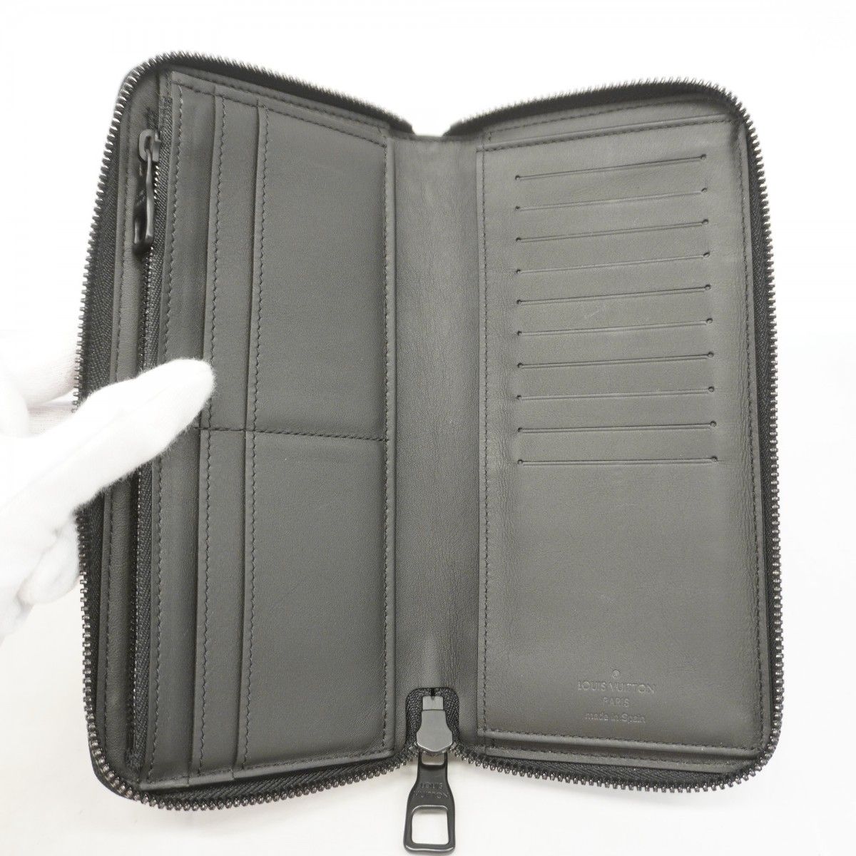 Louis Vuitton Wallet Monogram Taurillon Zippy Walletvertical Noir — view 3