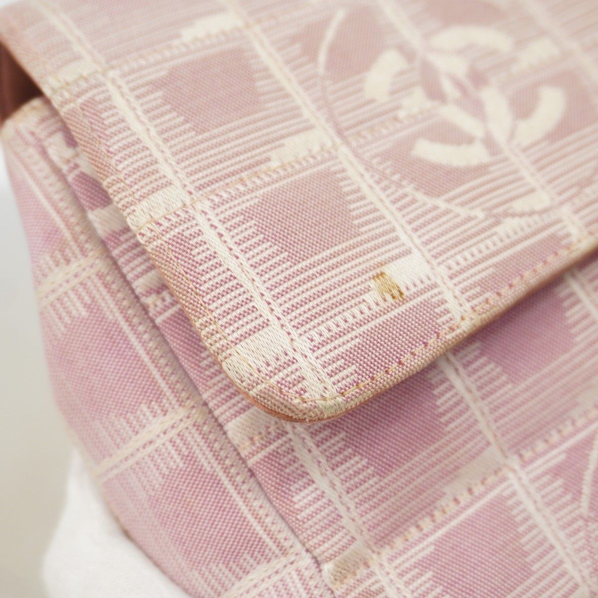 Chanel Shoulder Bag Nylon Pink Silver — view 8