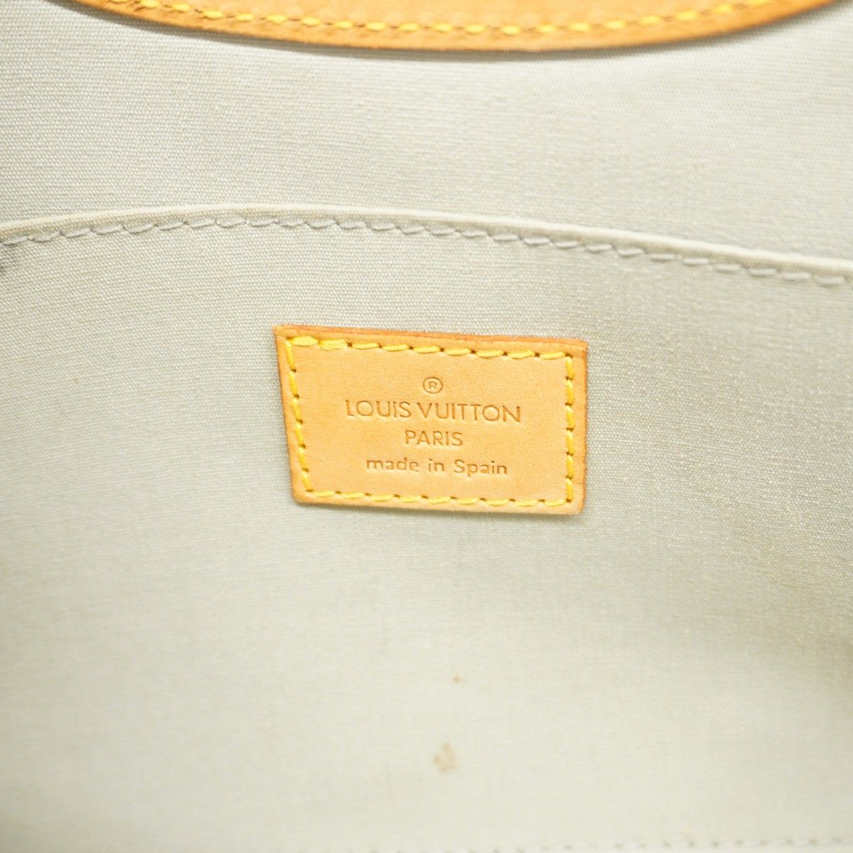 Louis Vuitton Handbag Vernis Tall loulou 2-Way — view 5
