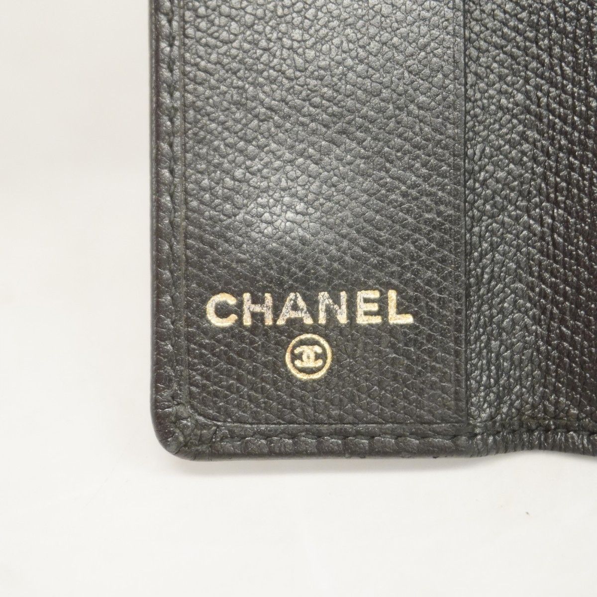 Chanel Key Case Here Caviar Leather Black Gold Key Holder — view 4
