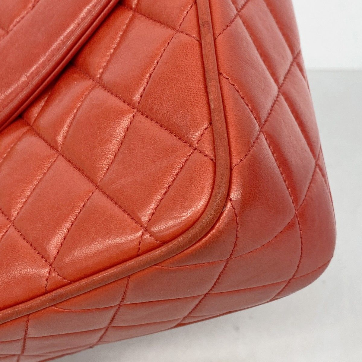 Chanel Shoulder Bag Quilted Lambskin Red Gold — view 7