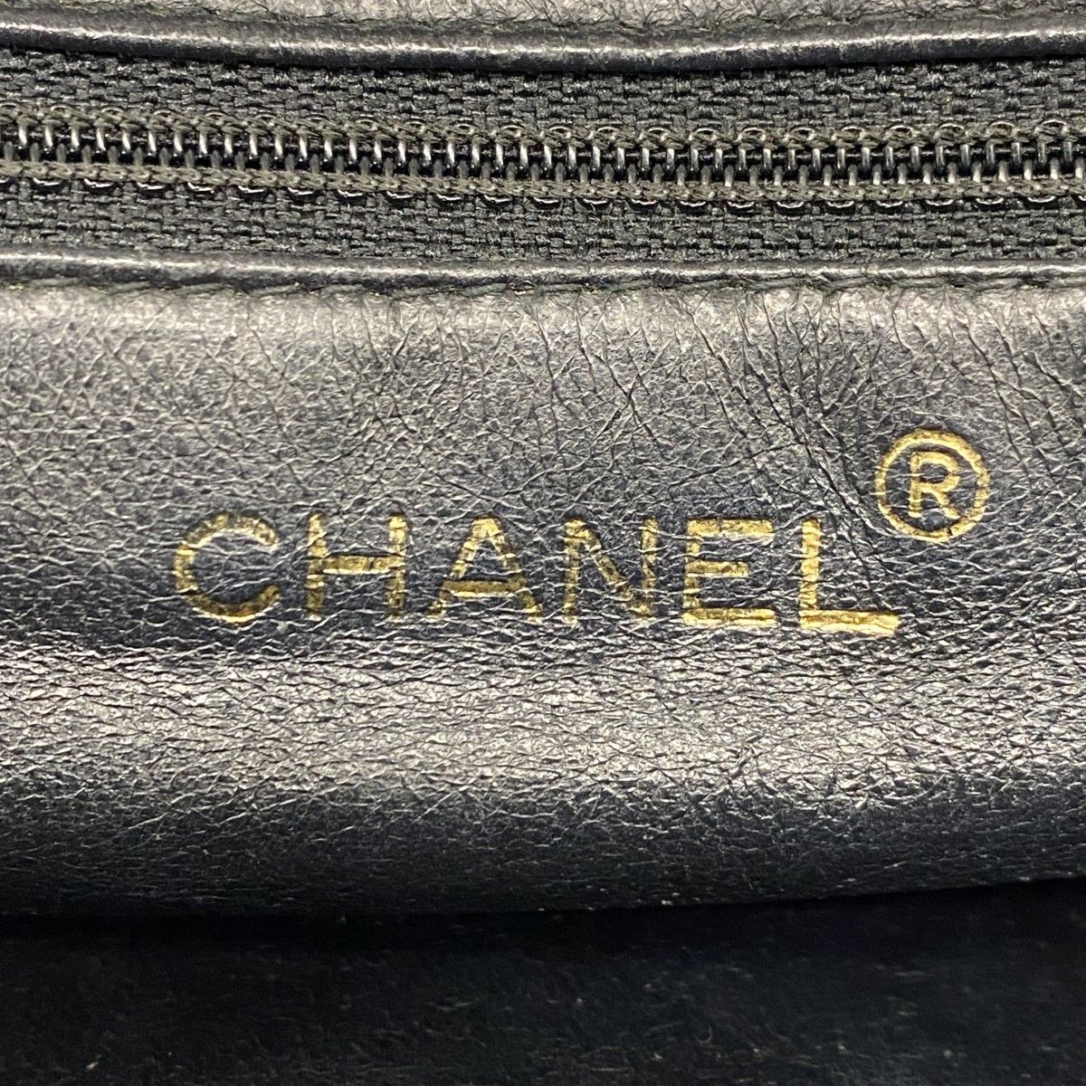 Chanel Handbag Quilted Lambskin Black Gold — view 5