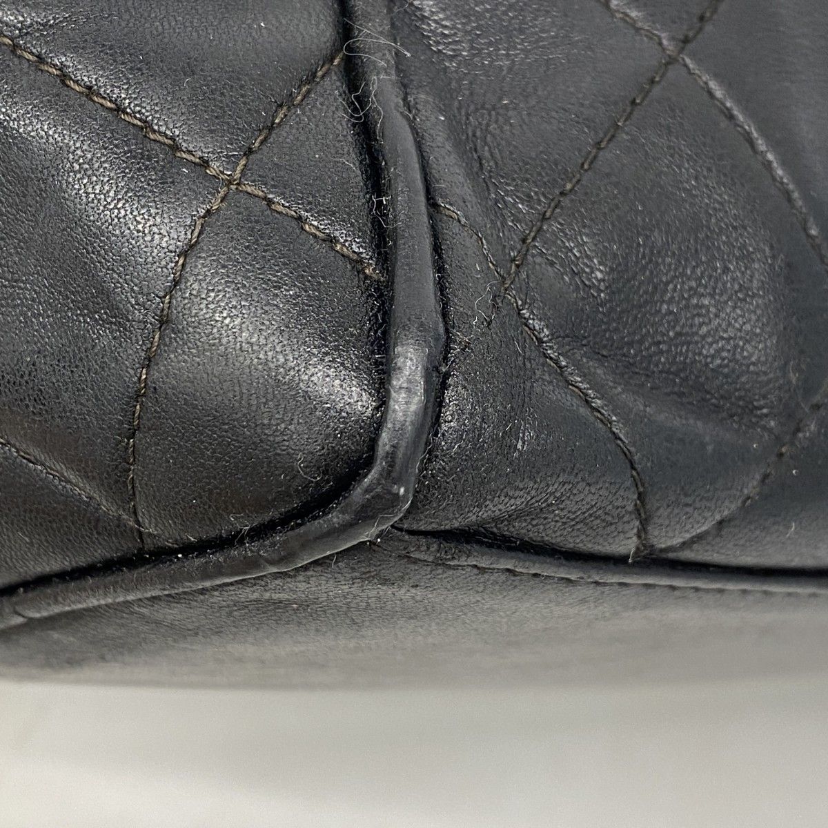 Chanel Handbag Quilted Lambskin Black Gold — view 7