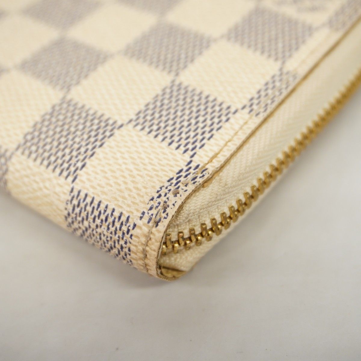 Louis Vuitton Wallet Damier Azur Zippy White — view 5
