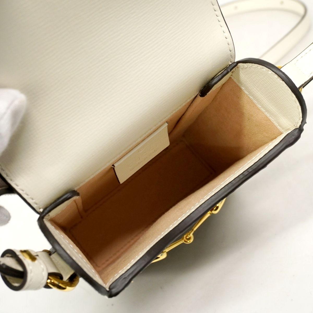 Gucci Shoulder Bag GG Supreme Brown White Gold — view 4