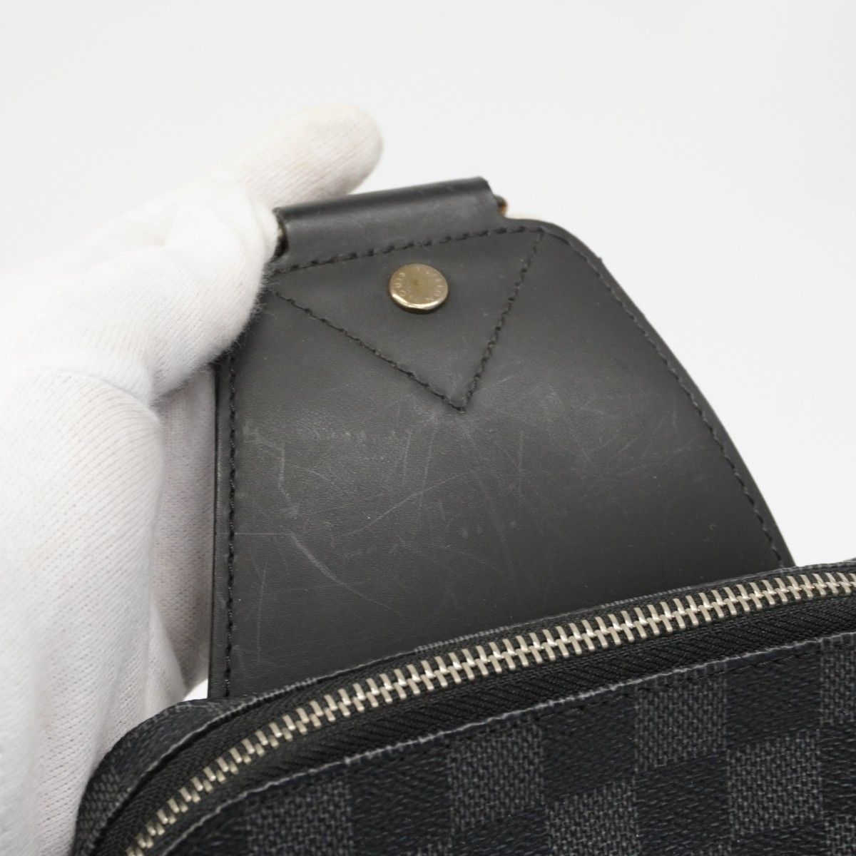 Louis Vuitton Belt Bag Damier Graphite Black — view 8