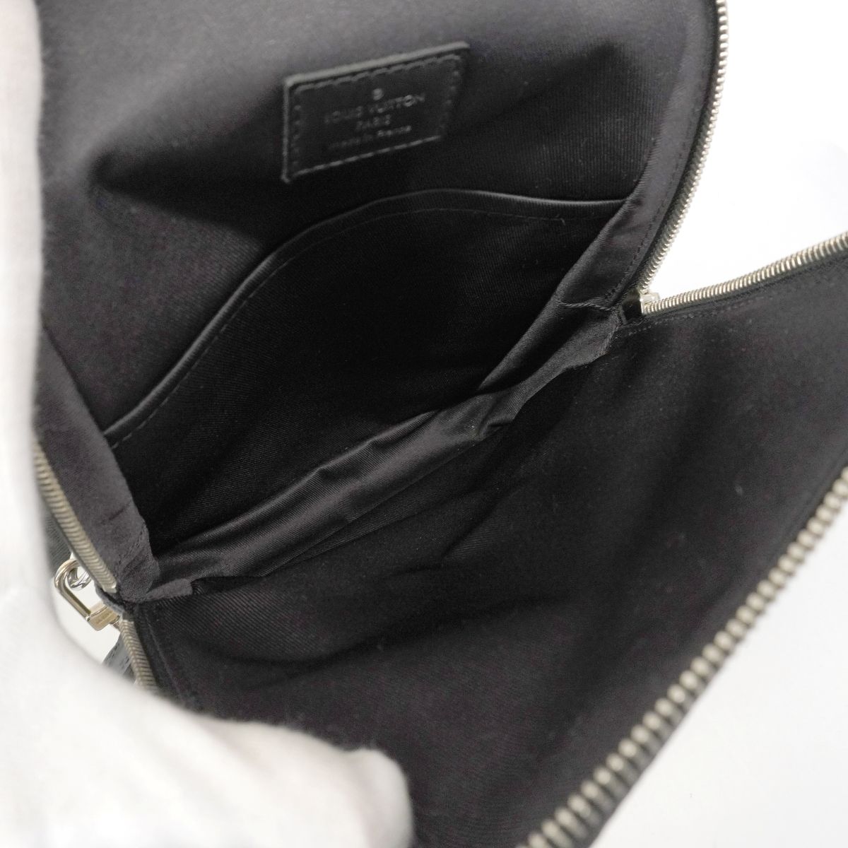 Louis Vuitton Belt Bag Damier Graphite Black — view 4