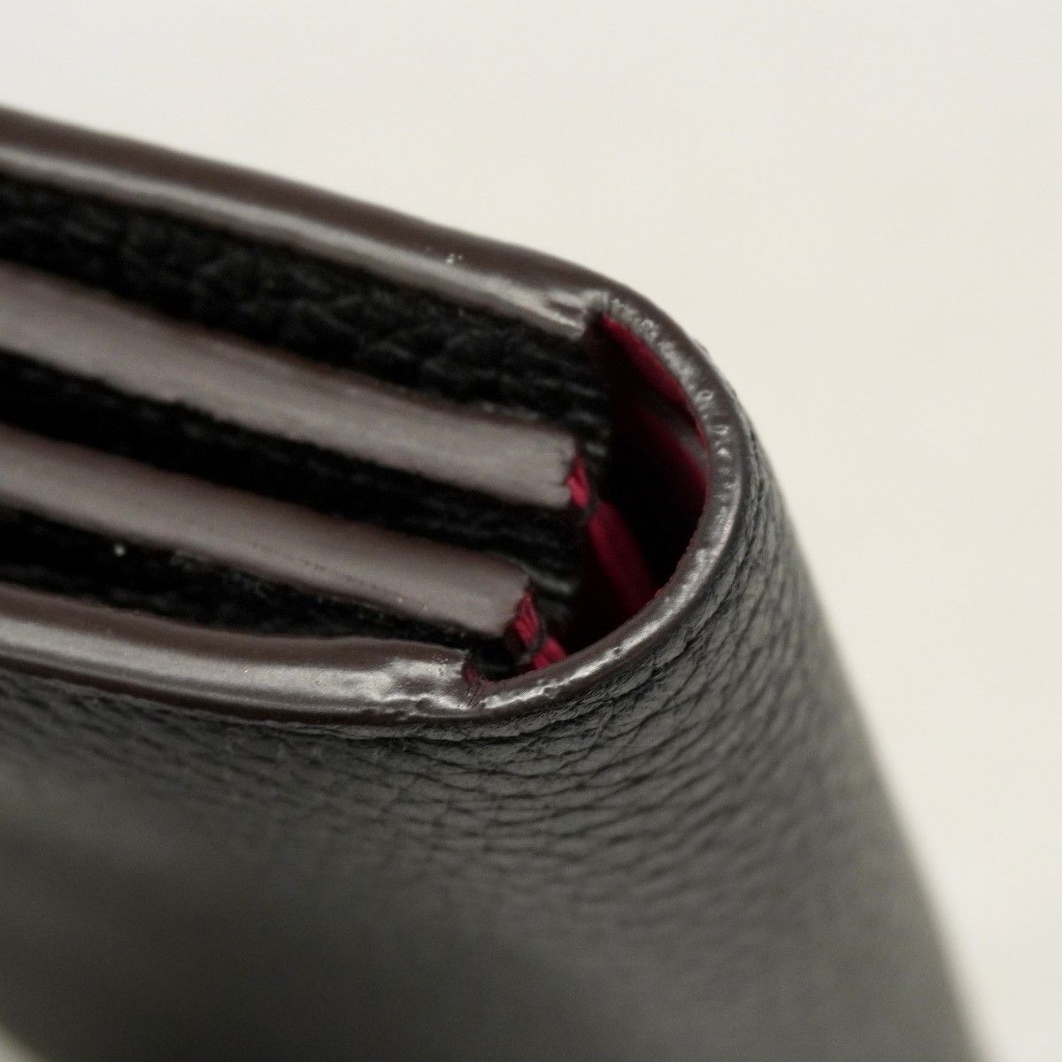 Louis Vuitton Wallet Taurillon Portefeuille Noir — view 6