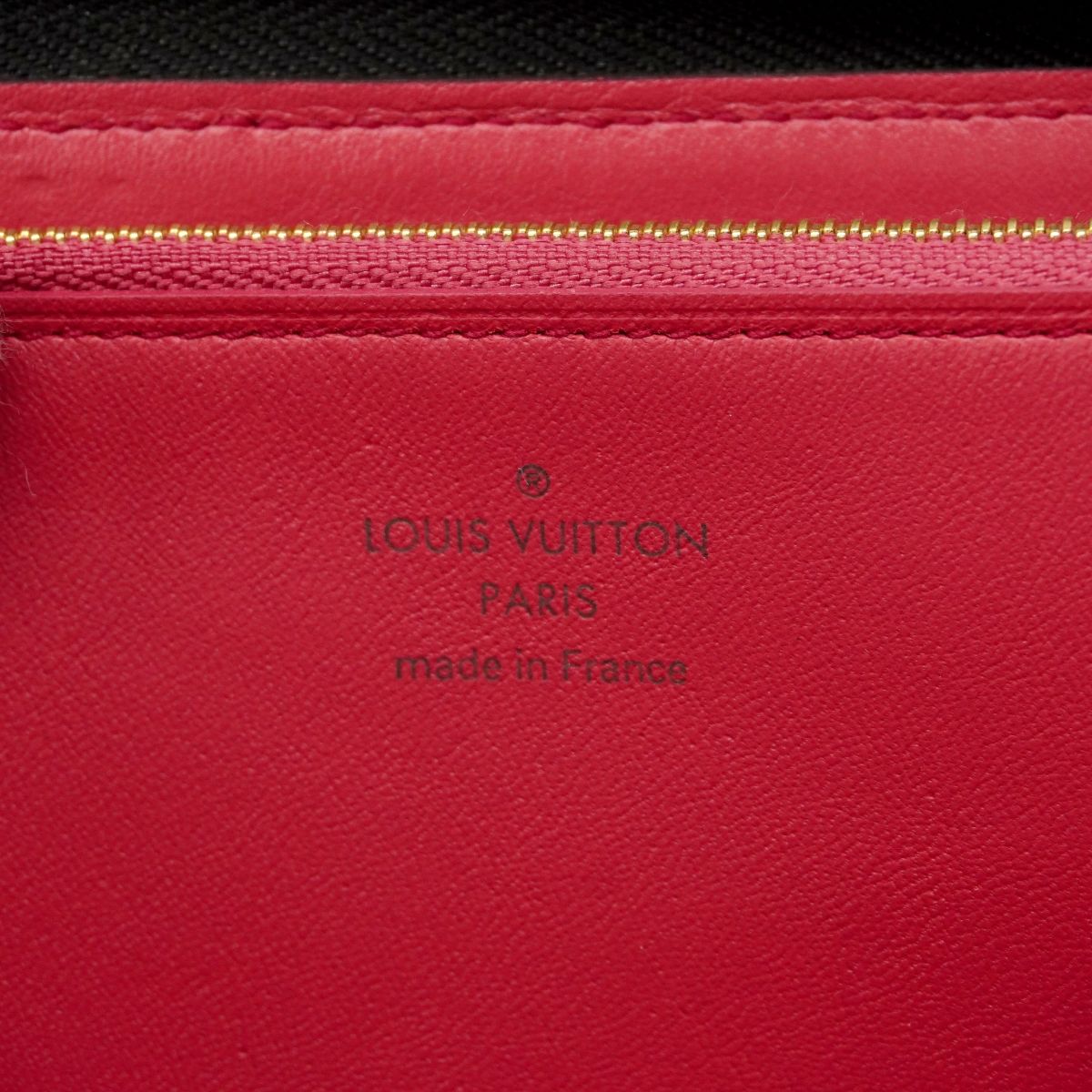 Louis Vuitton Wallet Taurillon Portefeuille Noir — view 5
