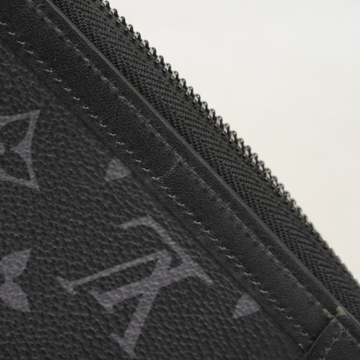 Louis Vuitton Wallet Monogram Eclipse zippy Black — view 8