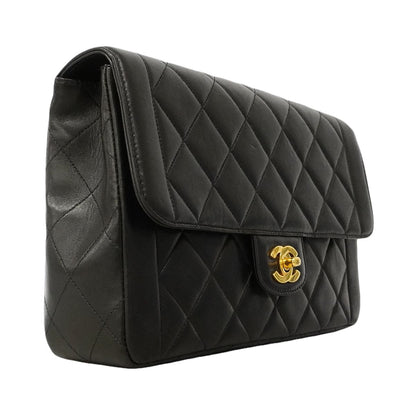 Chanel Shoulder Bag Diana Lambskin Black Gold — view 2