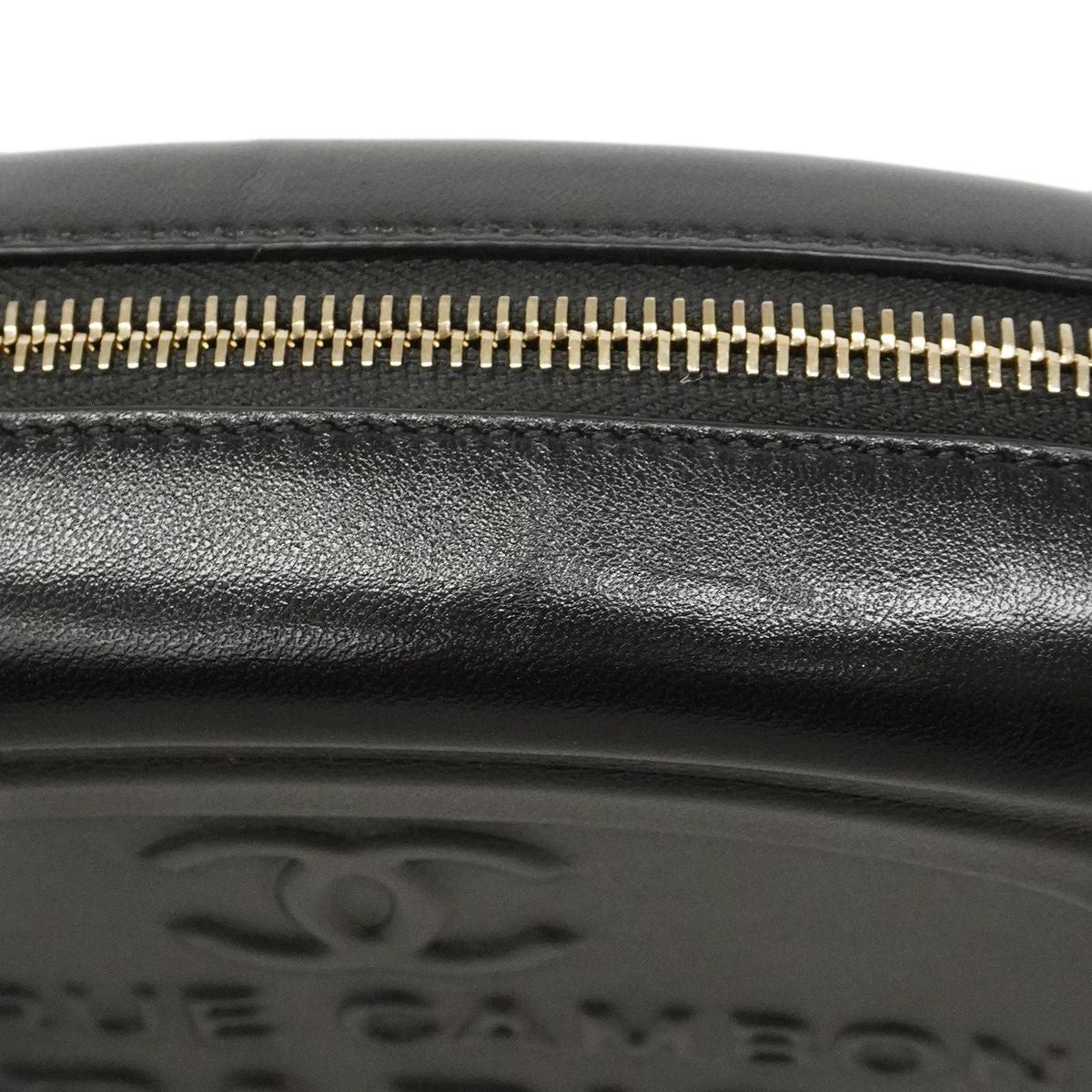Chanel Shoulder Bag Lambskin Black Gold — view 6