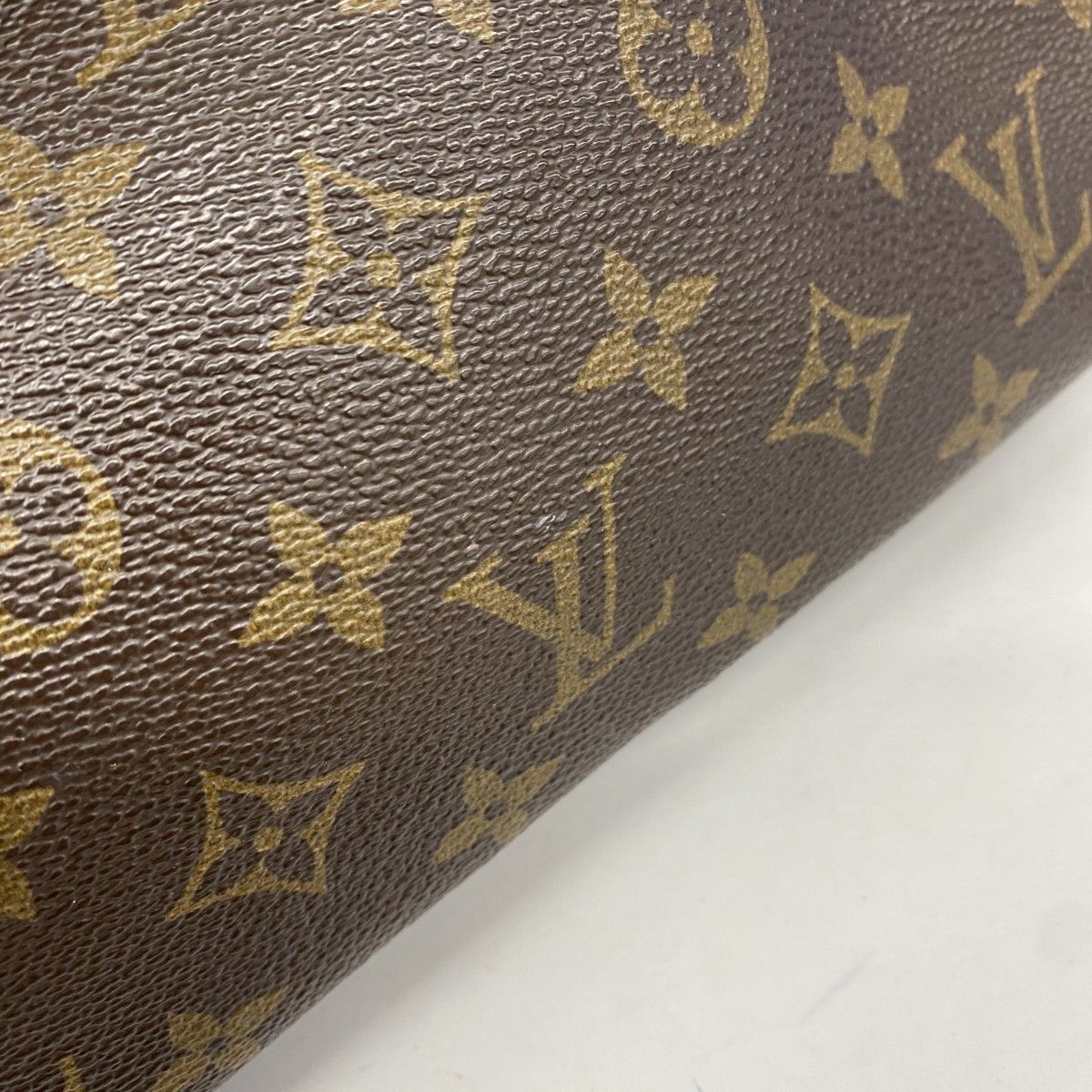 Louis Vuitton Pouch Monogram Trousse Toilette 23 Brown — view 7