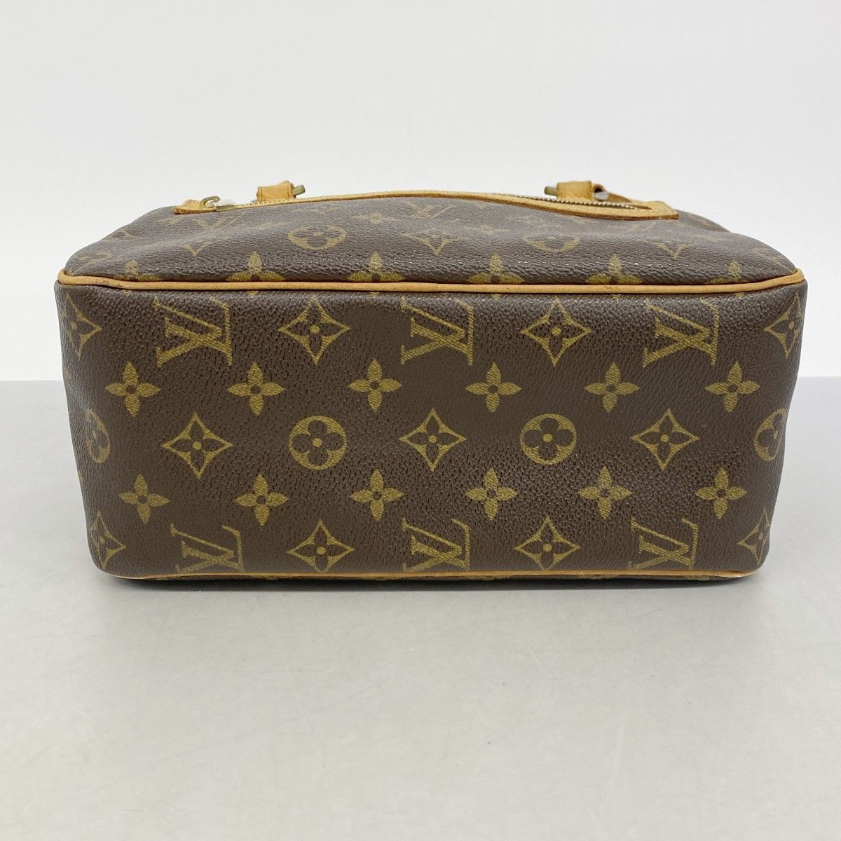 Louis Vuitton Shoulder Bag Monogram Cite MM Brown — view 3