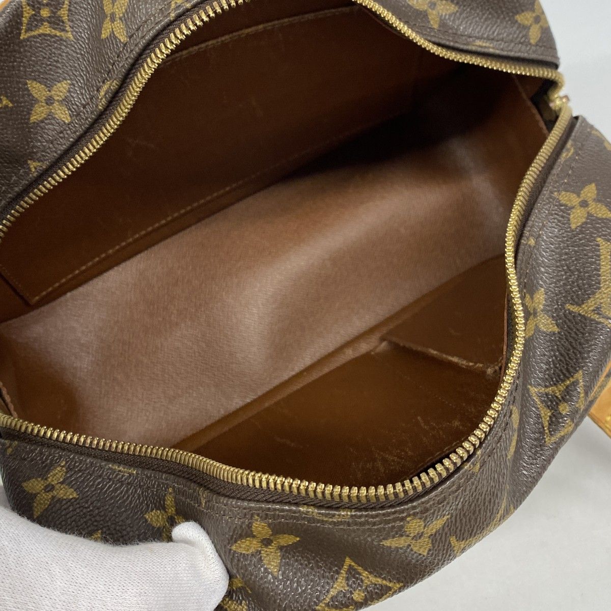 Louis Vuitton Shoulder Bag Monogram Cite MM Brown — view 4