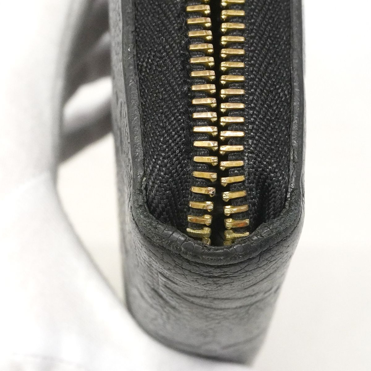 Louis Vuitton Wallet Monogram Empreinte Zippy Noir — view 6