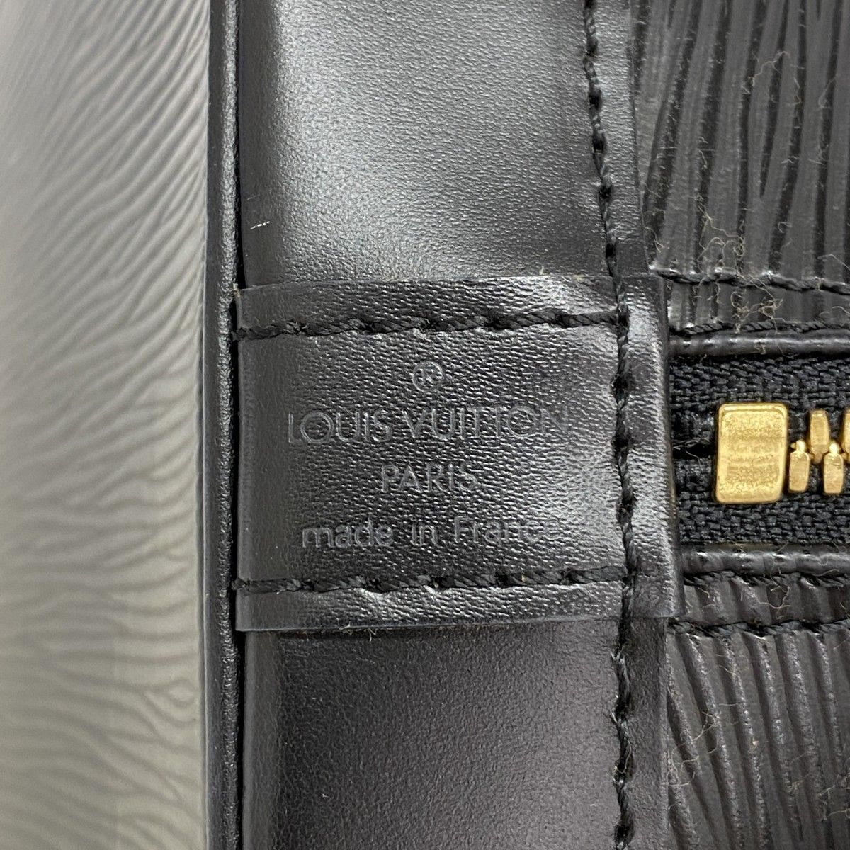 Louis Vuitton Handbag Epi Alma Noir — view 5