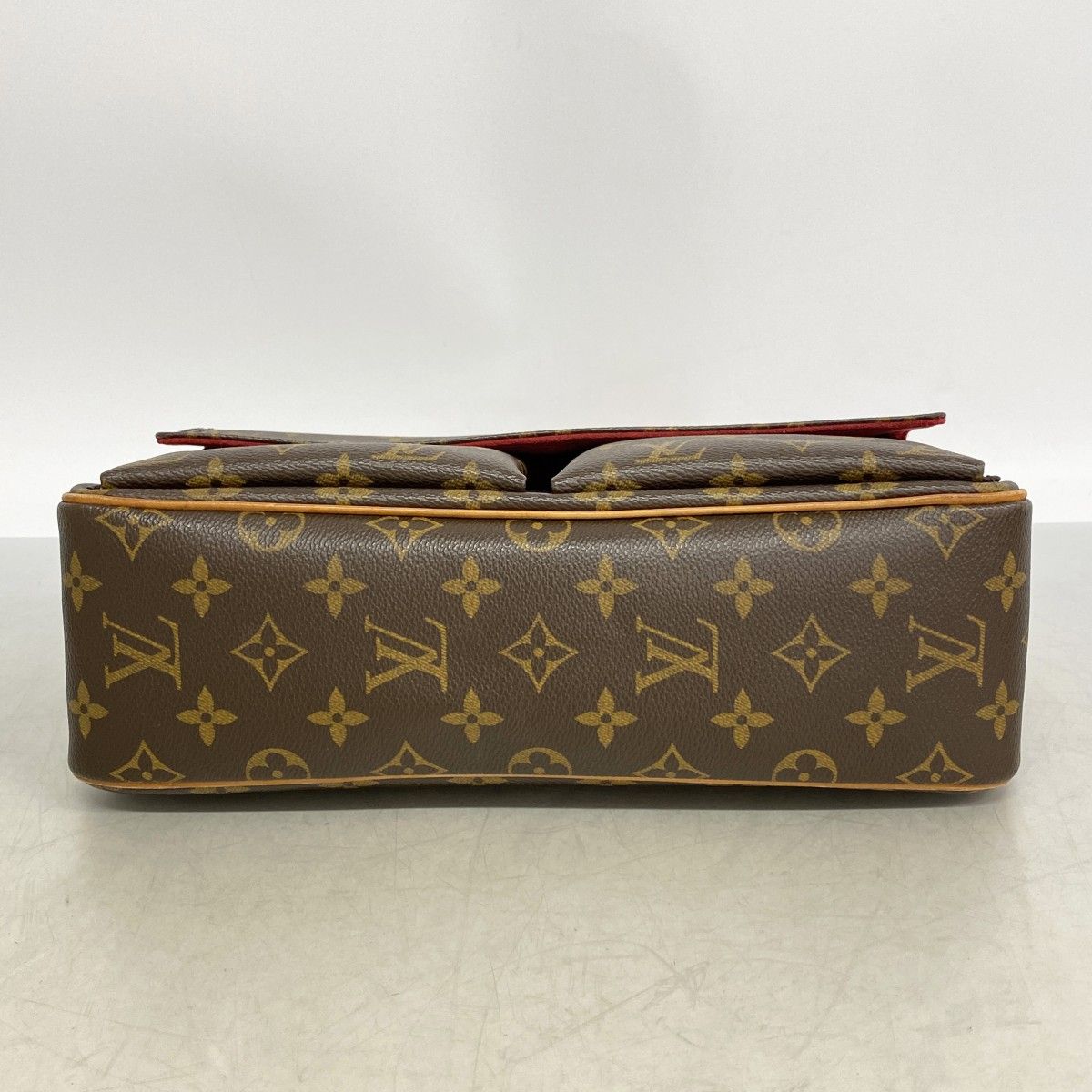 Louis Vuitton Shoulder Bag Monogram Viva Cite MM Brown — view 3