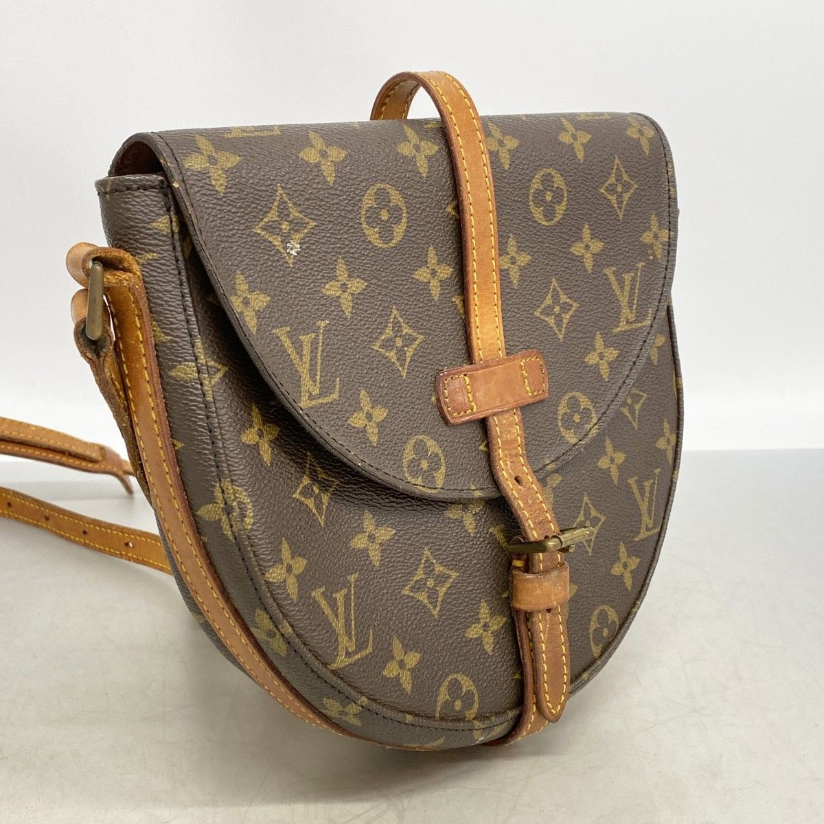 Louis Vuitton Shoulder Bag Monogram Cite MM Brown — view 2