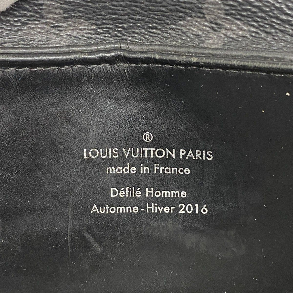 Louis Vuitton Backpack Monogram Eclipse Explorer Black — view 5