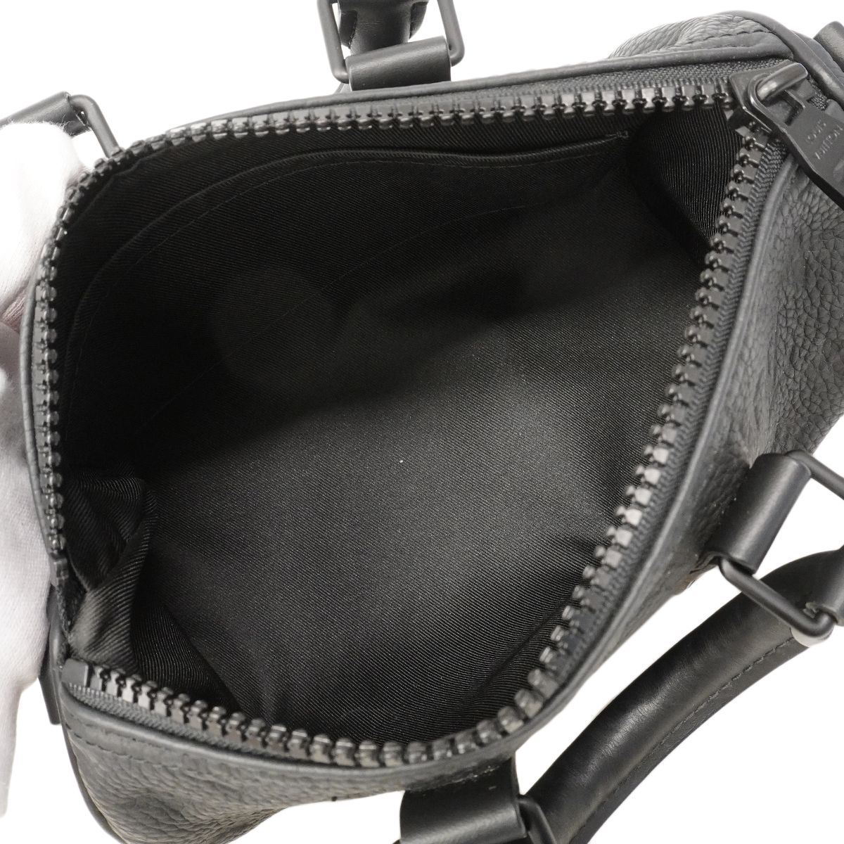 Louis Vuitton Handbag Taurillon Keepall Bandouliere 25 Black 2-Way — view 4