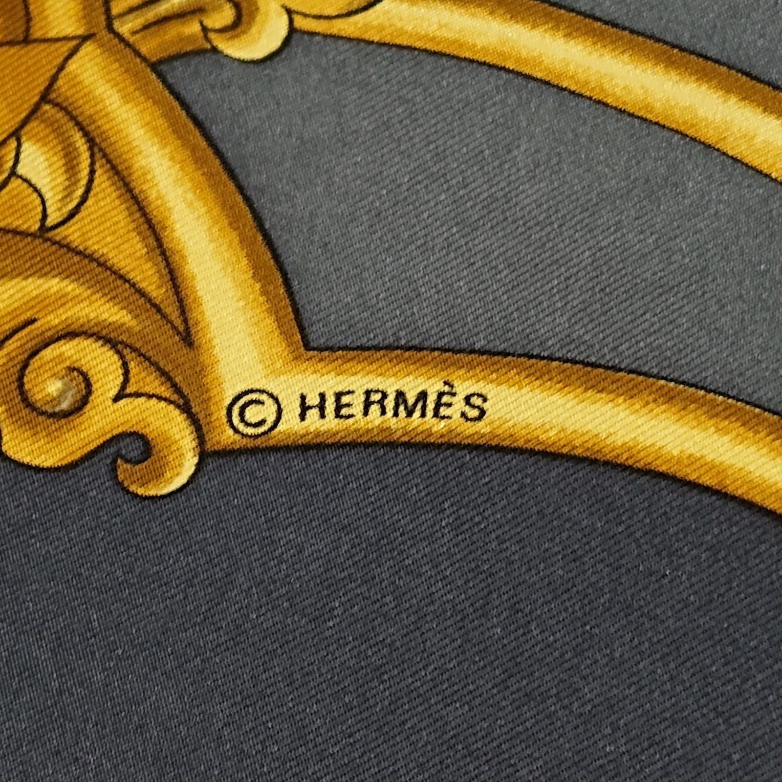 Hermes Carre 90 les Chevaux Des Moghols Silk Scarf Gray 1993 — view 9
