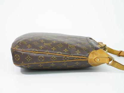Louis Vuitton LV MM Monogram Shoulder Bag Pochette Brown Odeon Second — view 4