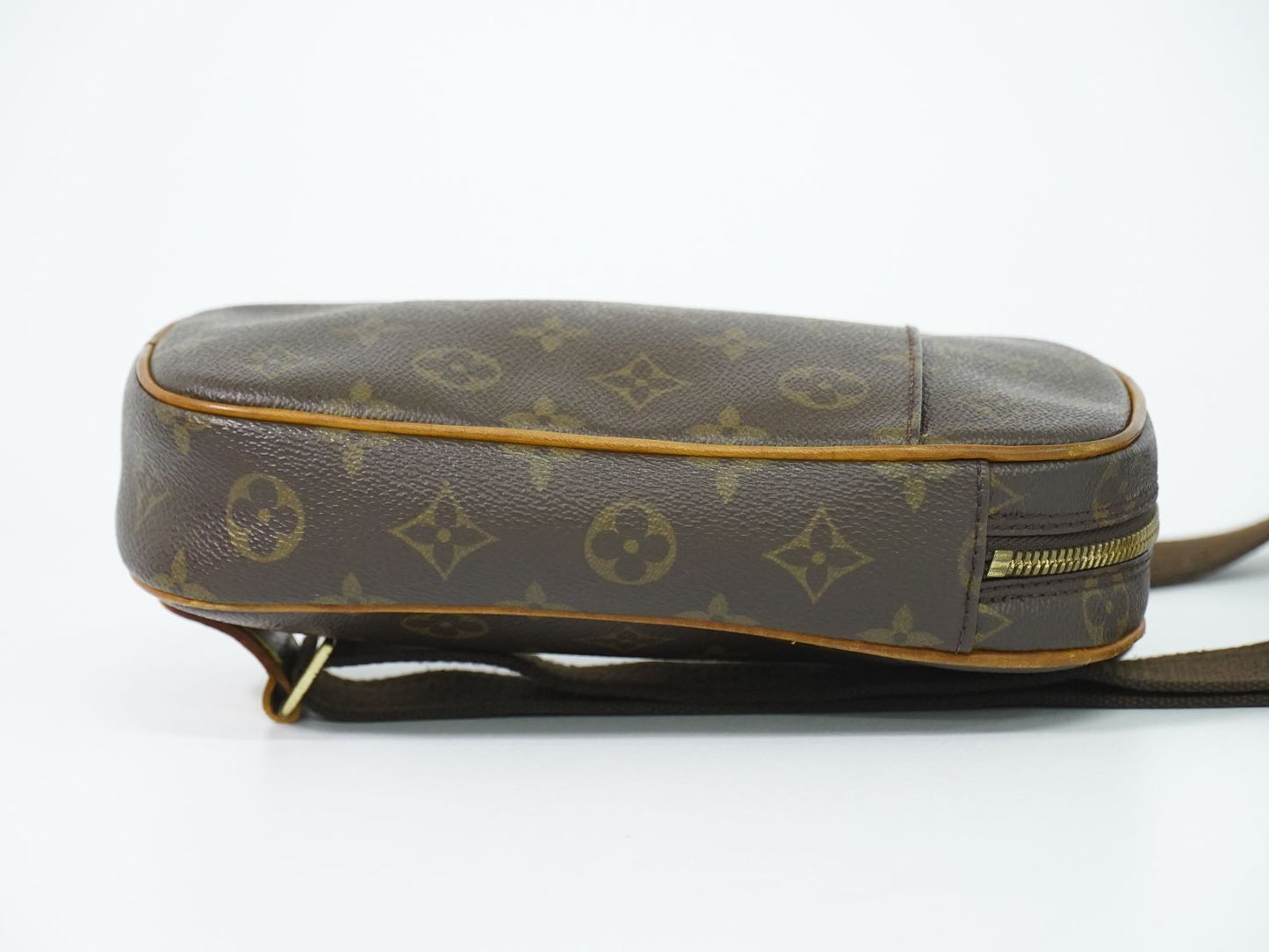 Louis Vuitton LV Pochette Gange Monogram Belt Bag Brown Second — view 4