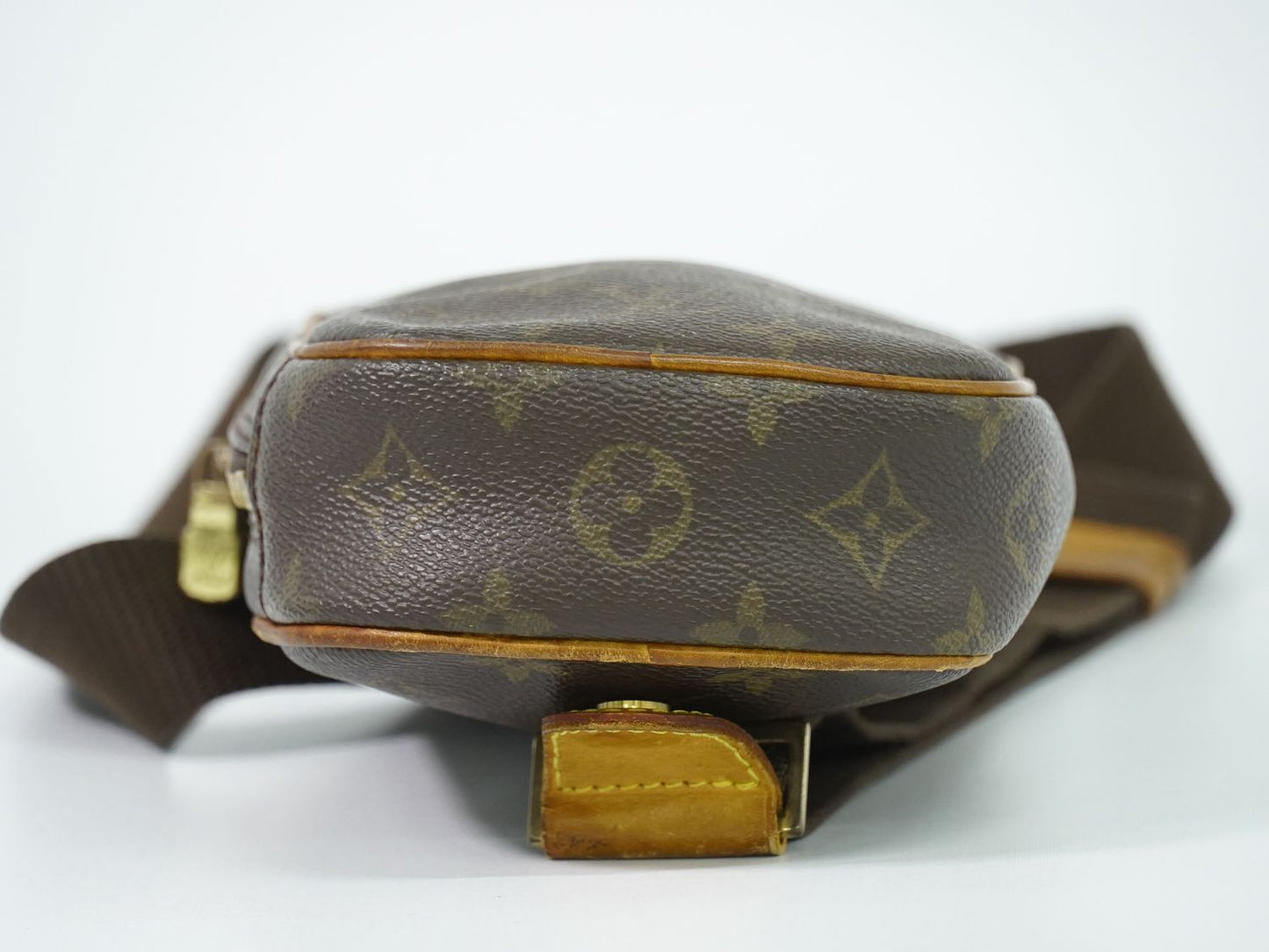 Louis Vuitton LV Pochette Gange Monogram Belt Bag Brown Second — view 3
