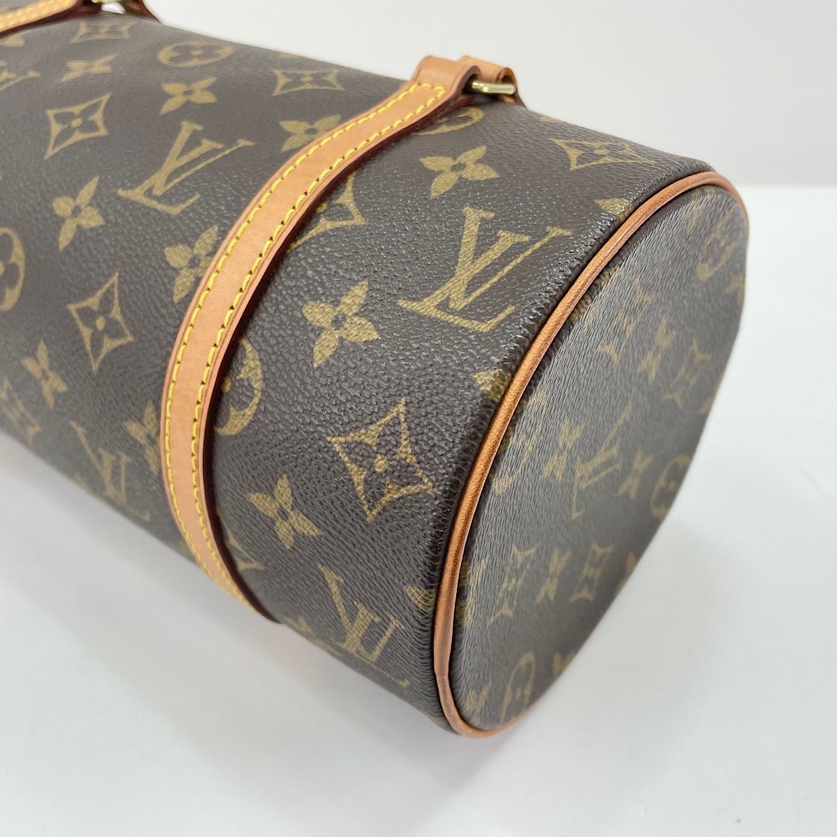 Louis Vuitton Handbag Papillon 26 — view 8