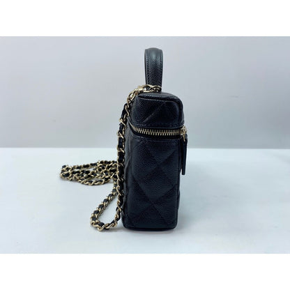 Chanel Shoulder Bag Quilted — view 4