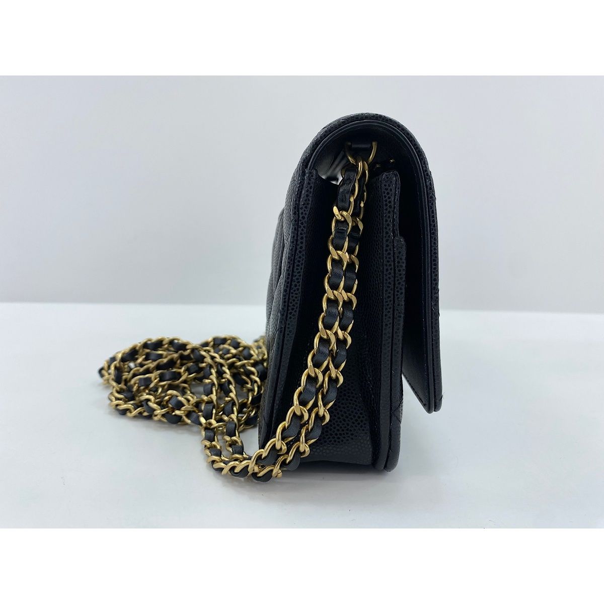 Chanel Shoulder Bag Quilted — view 5