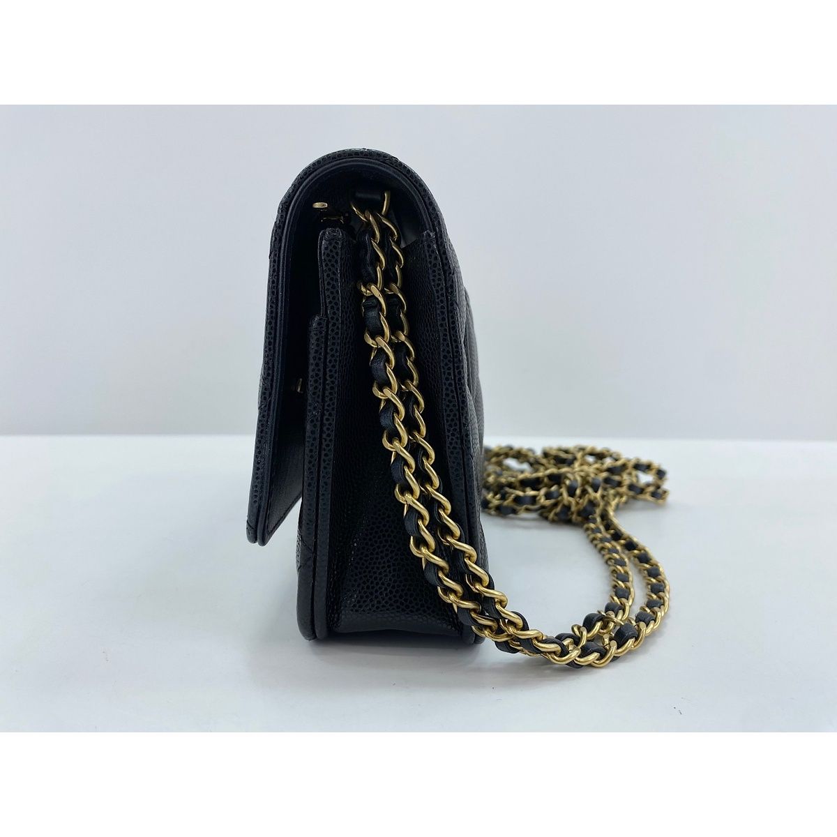 Chanel Shoulder Bag Quilted — view 4