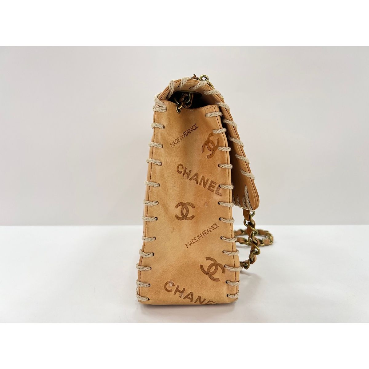 Chanel Shoulder Bag Maxi Quilted — view 6