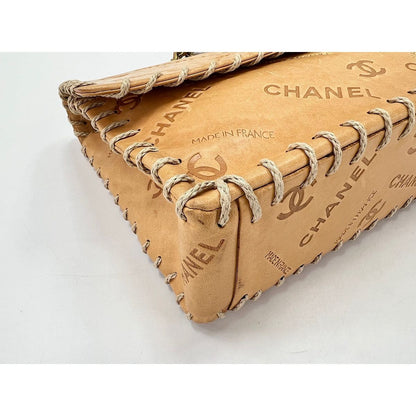 Chanel Shoulder Bag Maxi Quilted — view 8