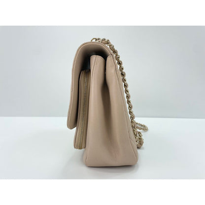 Chanel Shoulder Bag Business Affinity — view 5