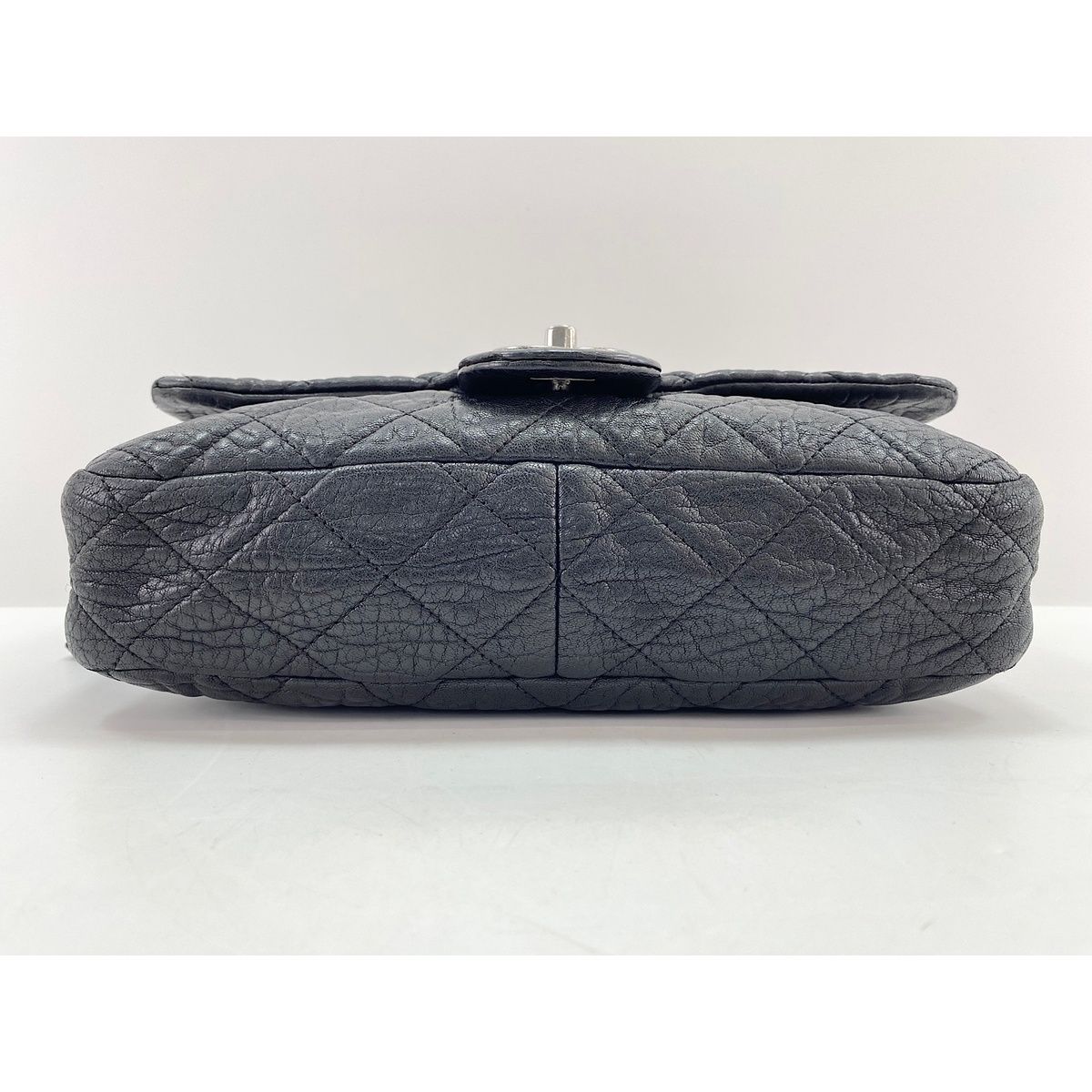 Chanel Shoulder Bag Quilted — view 7