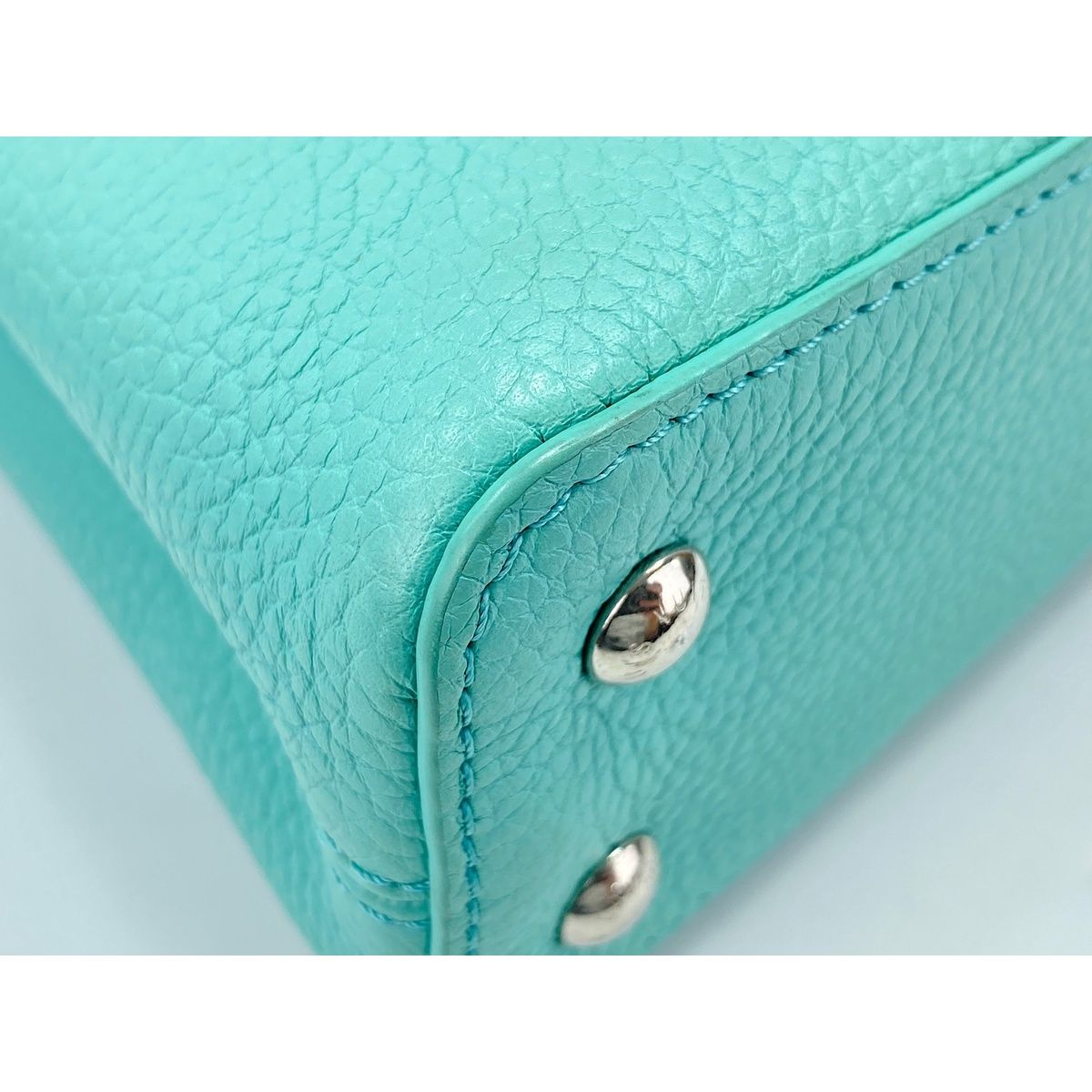 Louis Vuitton Shoulder Bag Capucines Mini — view 8