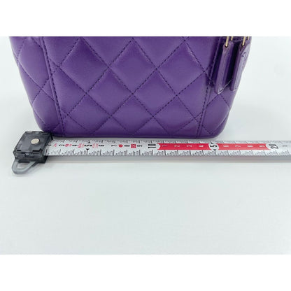 Chanel Shoulder Bag Quilted — view 4